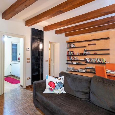 Piazza Napoleone Lovely Central Apartment Lucca Eksteriør bilde