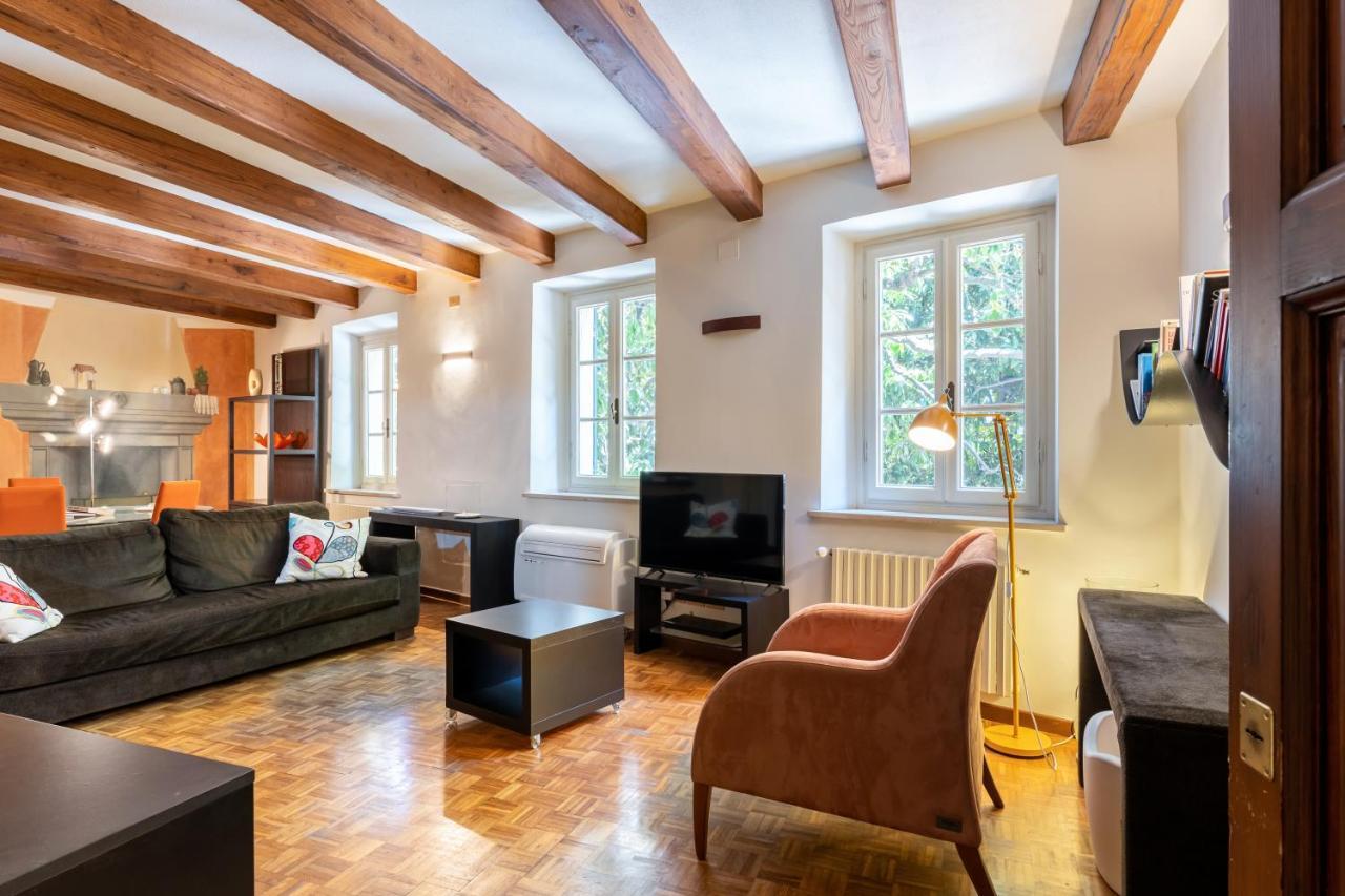 Piazza Napoleone Lovely Central Apartment Lucca Eksteriør bilde